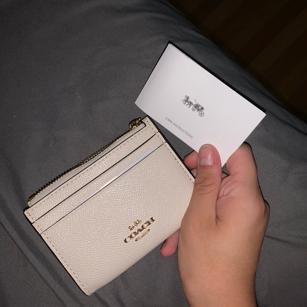 coach card holder